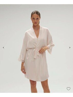 Authentic Simone Perele Satin Secrets Long Kimono Sakura Pink Size L NEW